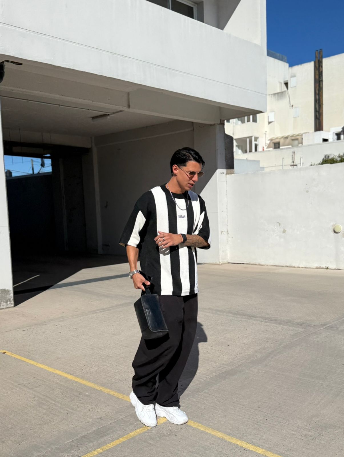 REMERA BICOLOR URBAN - Imagen 2