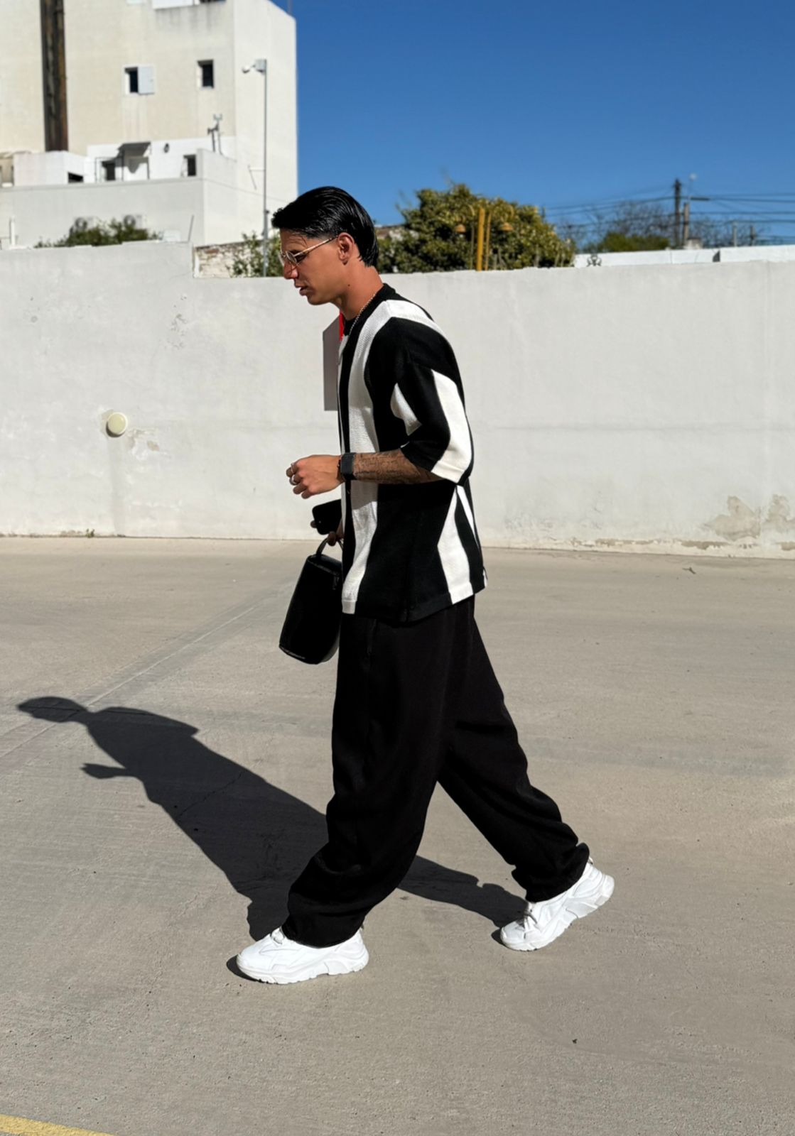 REMERA BICOLOR URBAN - Imagen 4